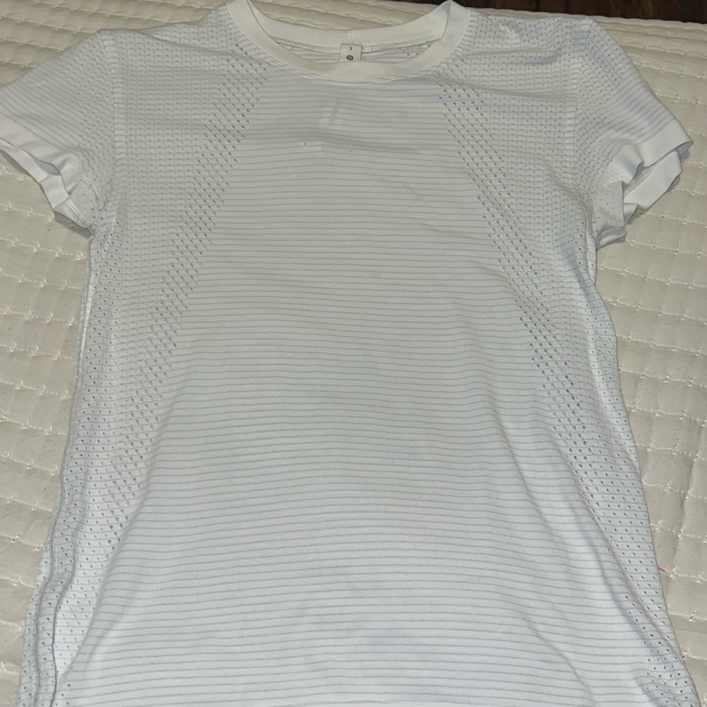 White Lululemon swiftly tech- size 2